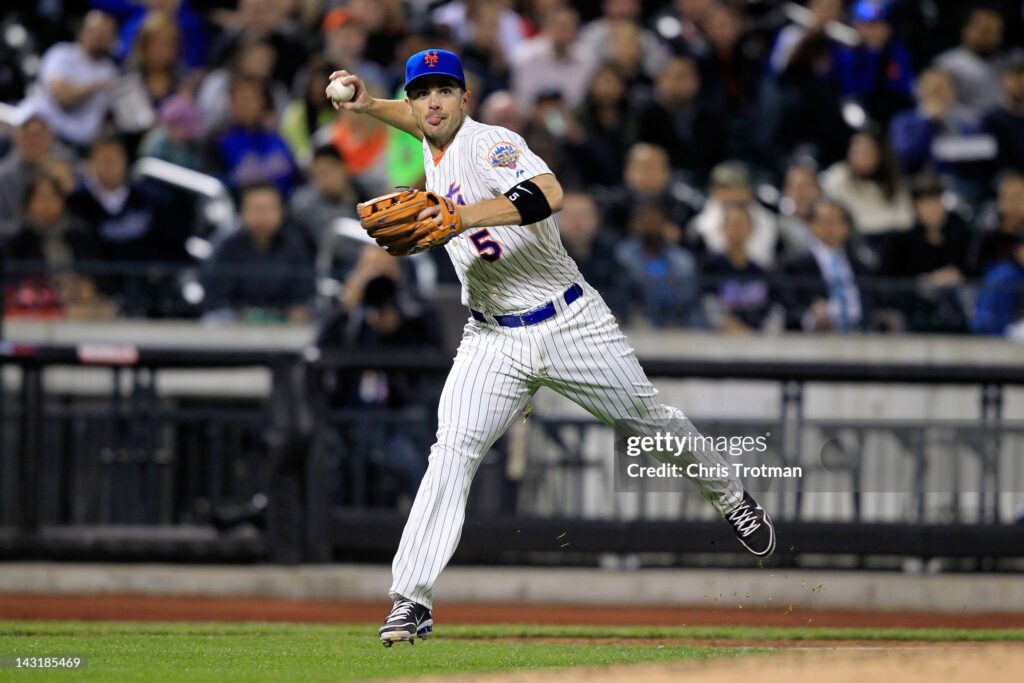 David Wright throws the ball from third base.