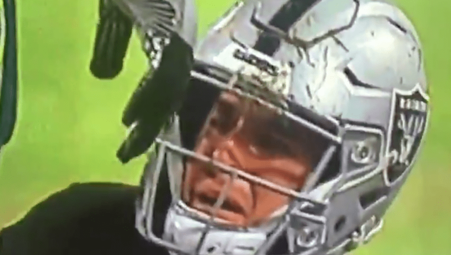  Derek Carr Is The Toughest Raider Because He Cried In Front Of His Teammates