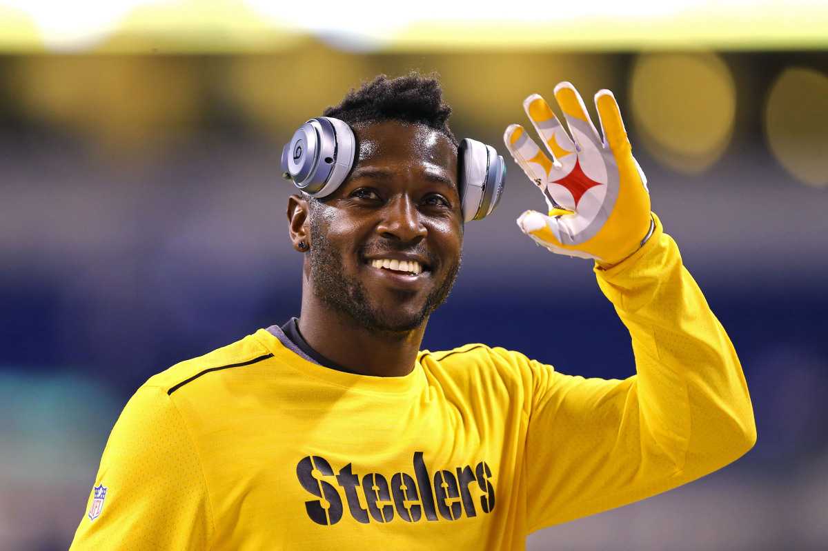  Antonio Brown Bids Farewell To Pittsburgh, Even Though He Might Not Leave