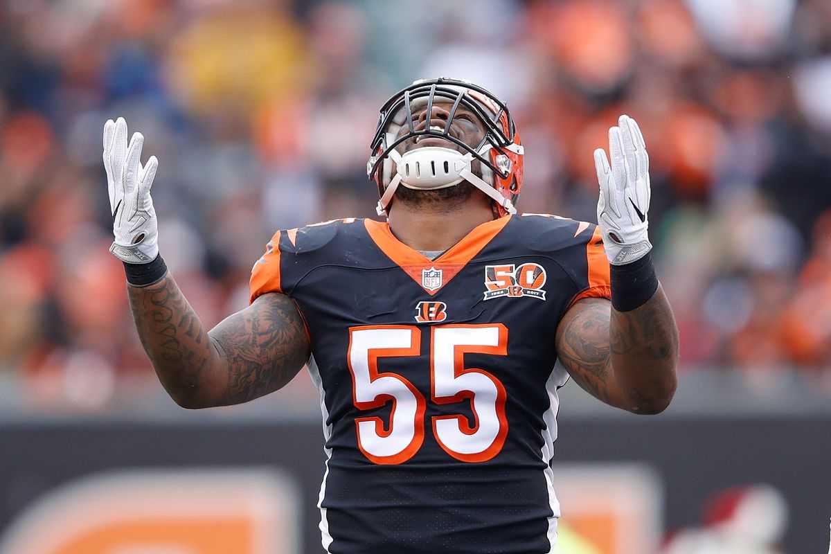  It be Weird if Vontez Burfict Didn’t End Up with the Raiders