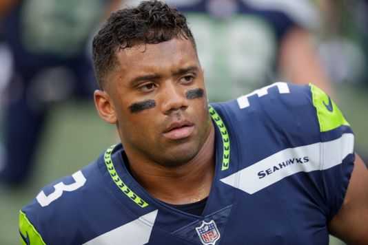  We’re 3 Days Away From Russell Wilson’s Contract Extension Deadline which is Sort of Cool