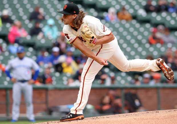  Shaun Anderson Makes Debut With San Francisco Giants