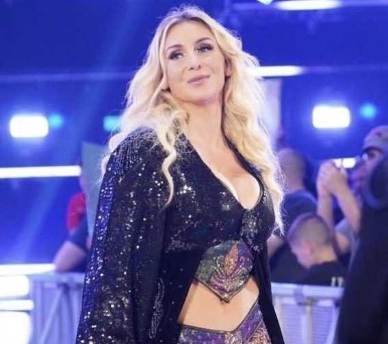  Does Charlotte Flair have a date for SummerSlam?