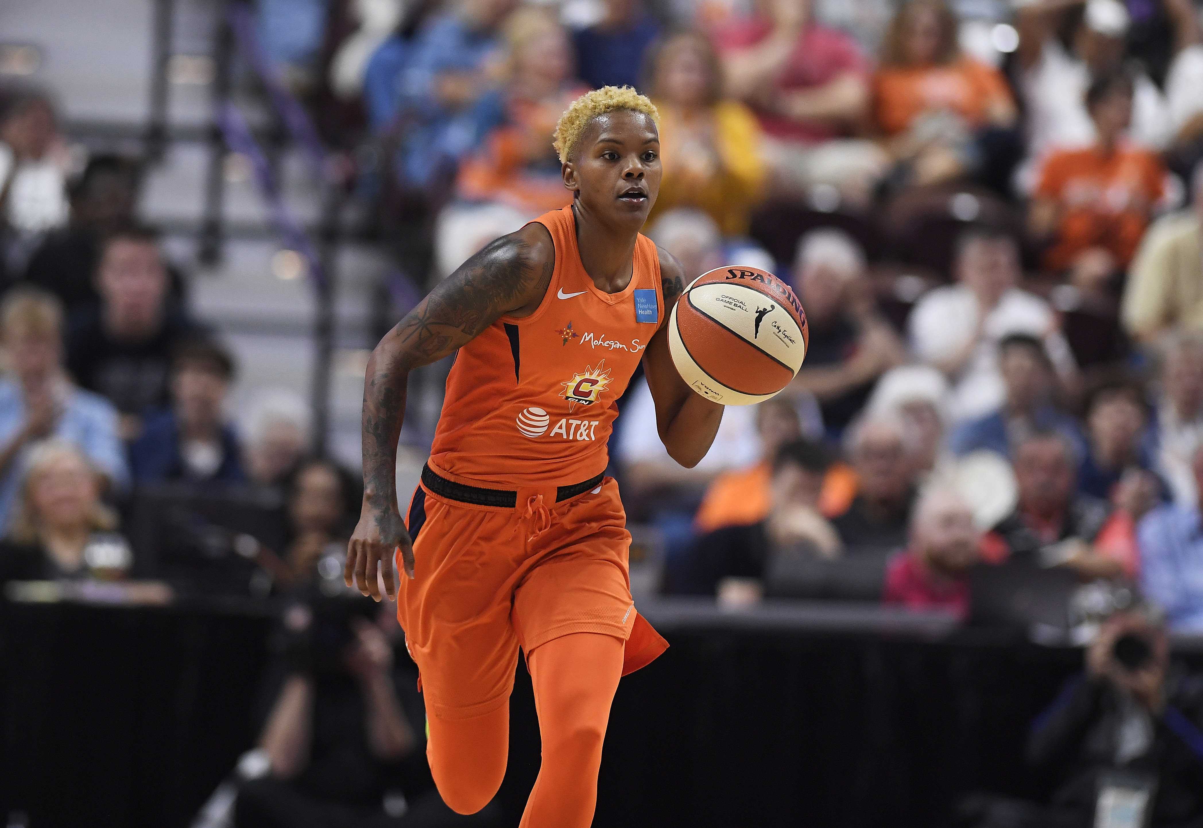  Courtney Williams is Exactly What the WNBA Needs