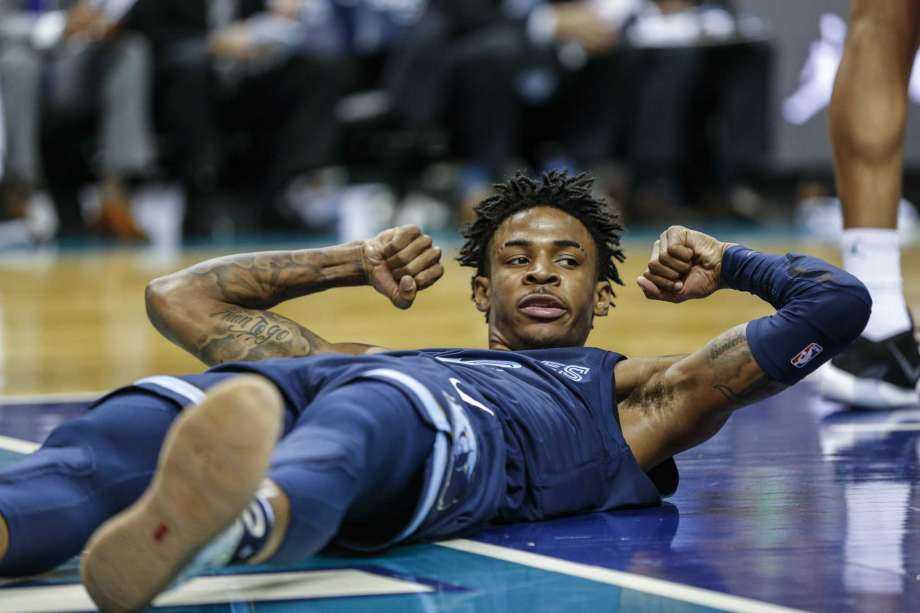 Ja Morant (pictured here) and the Grizz will see the Mavericks in one of this Friday's NBA games.