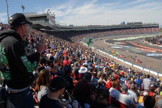 full stands at Phoenix Motor Speedway