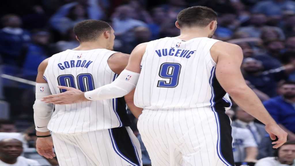 Nikola Vucevic and Aaron Gordon on the court together for the Magic.