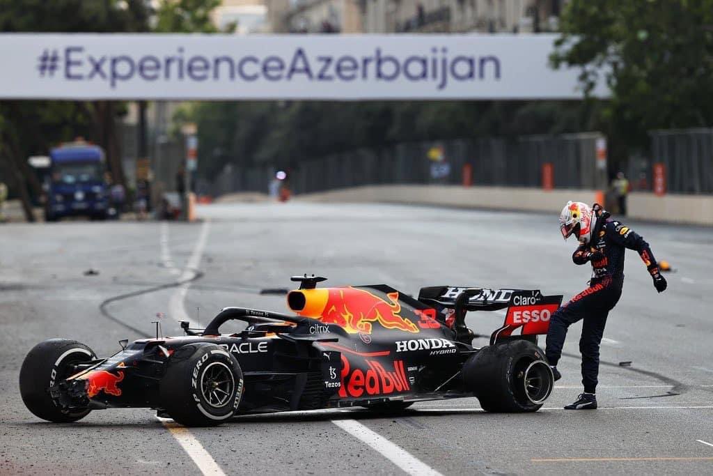 Max Verstappen was out of the 2021 Azerbaijan GP when his rear left tire failed. (Source: Twitter @GPDynamic)