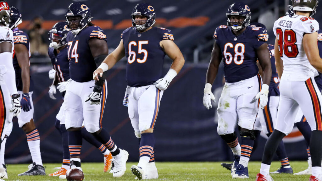 chicago bears offensive line 
