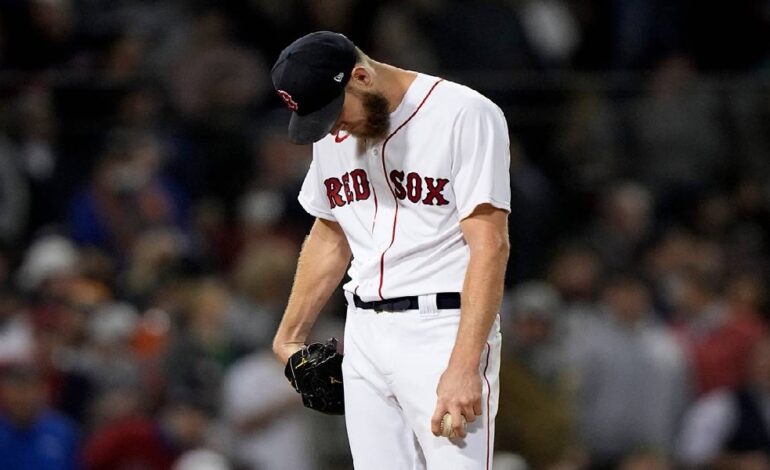  Chris Sale Opts Into Final Two Years of Red Sox Contract