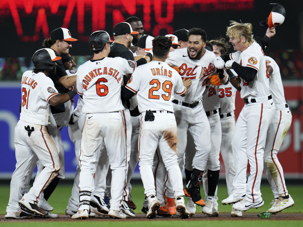 Orioles' path to postseason starts with incoming free agents
