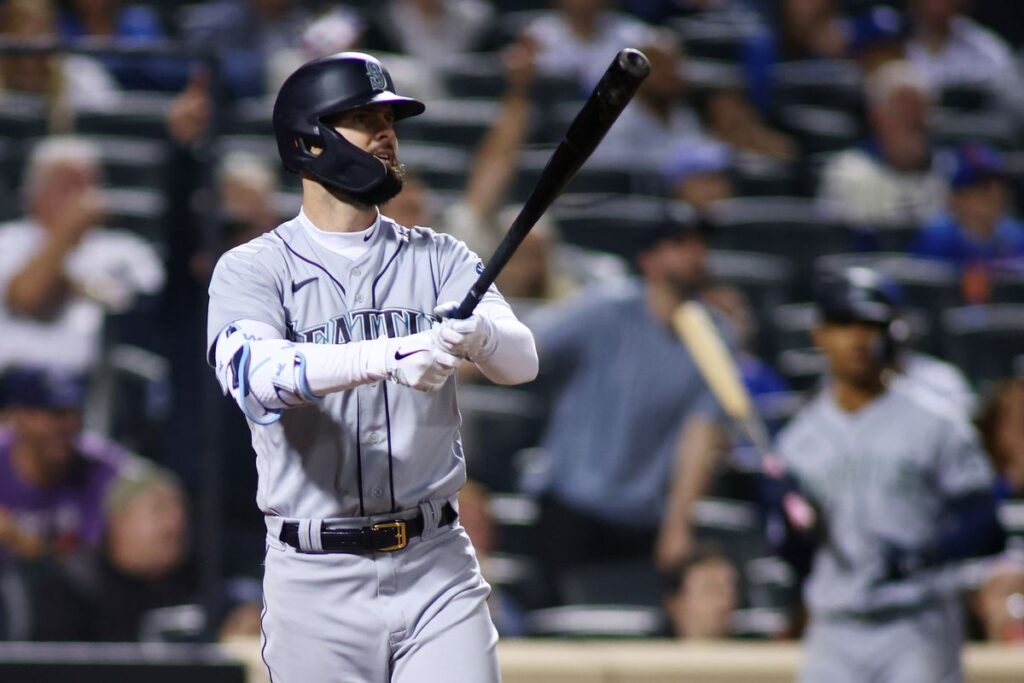 Jesse Winker's RBI single, 04/15/2022