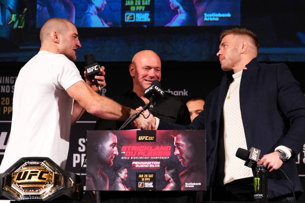  Toronto Showdown: Strickland vs. Du Plessis in Explosive UFC Main Event