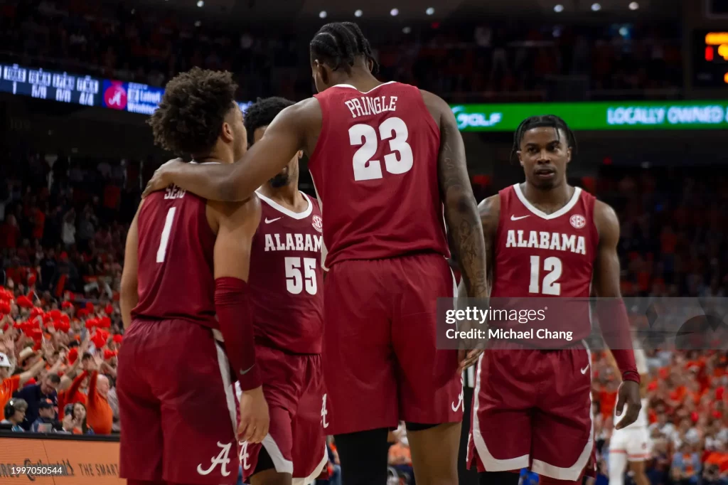 Tide Rolls into Rupp Arena